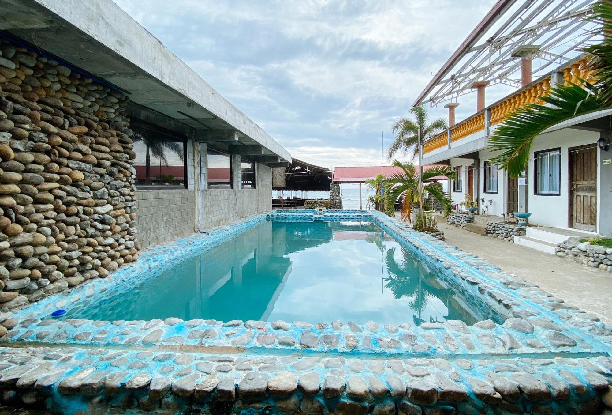 White Castle Beach Resort Iba Zambales Botolan Exterior foto