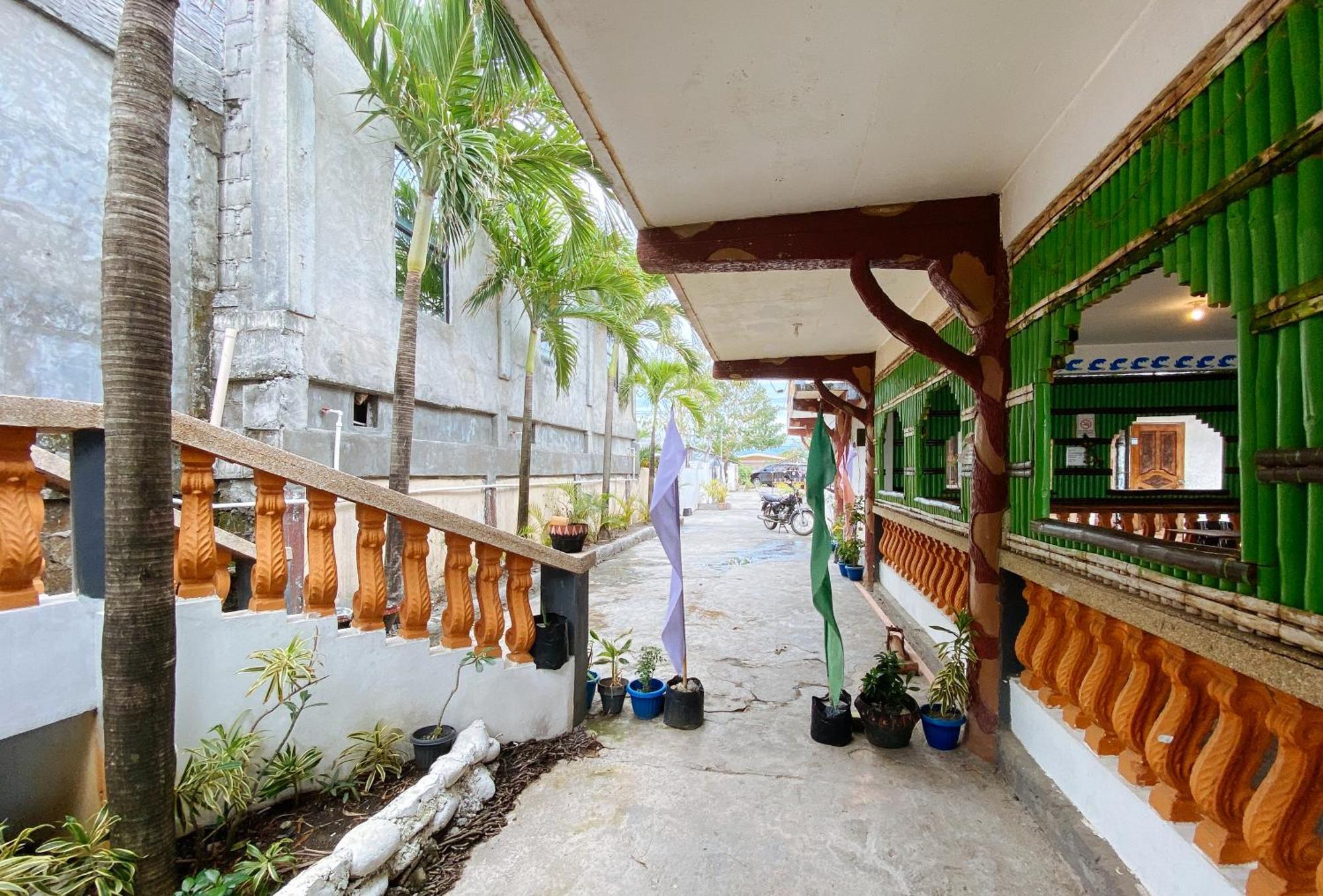 White Castle Beach Resort Iba Zambales Botolan Exterior foto